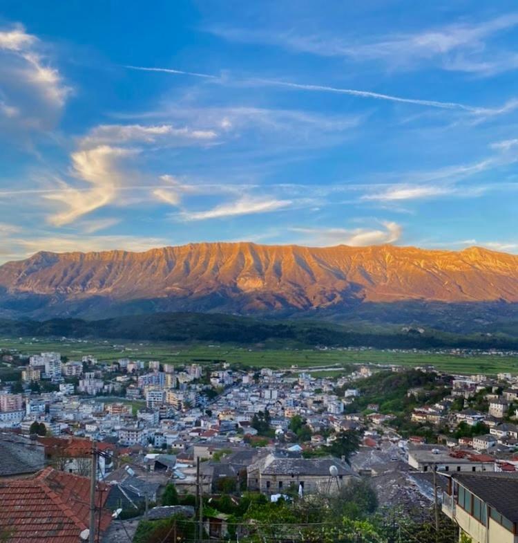 Villa Zeko Gjirokastër Exterior foto
